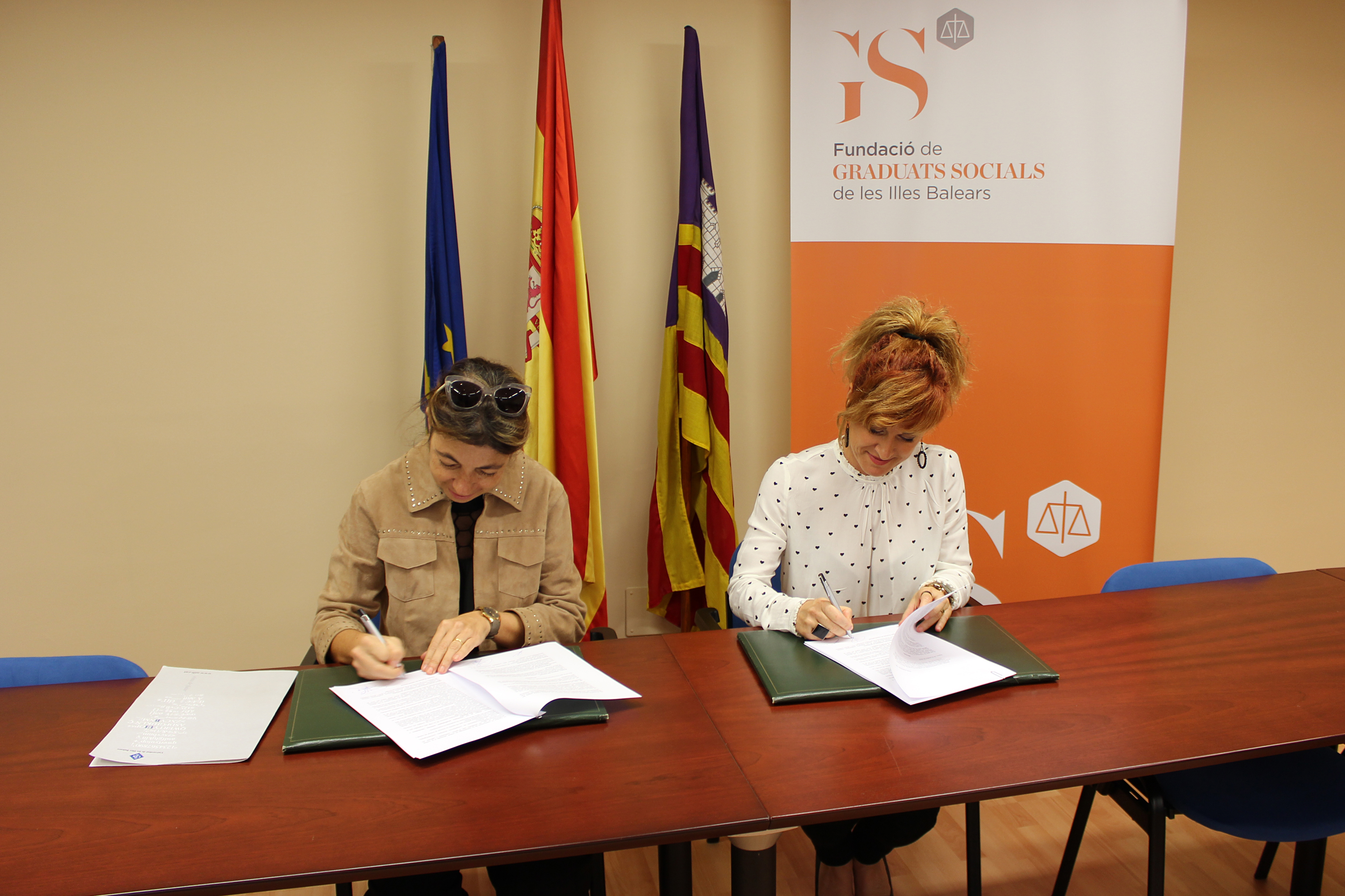1. FIRMA PROTOCOLARIA
